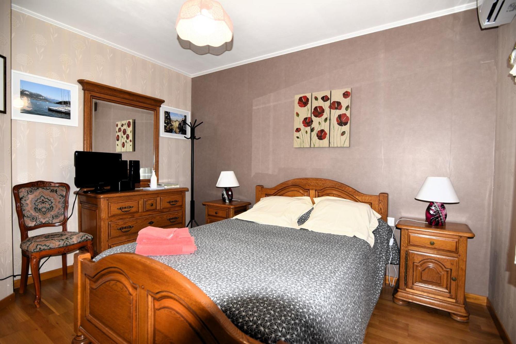 Chez Michelle Et Dany - Chambres D'Hotes Proche D'Annecy Vaulx  エクステリア 写真
