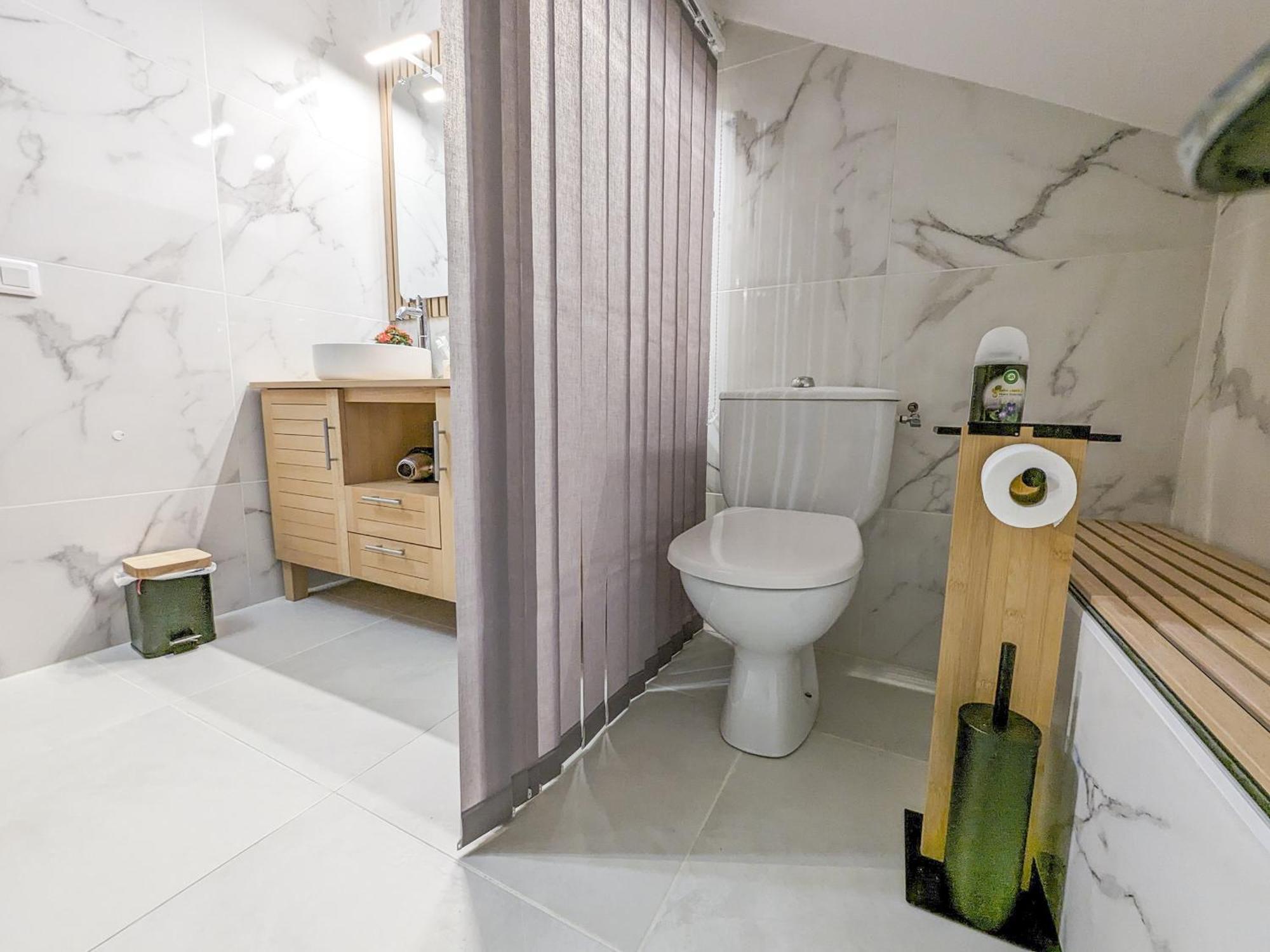 Chez Michelle Et Dany - Chambres D'Hotes Proche D'Annecy Vaulx  エクステリア 写真